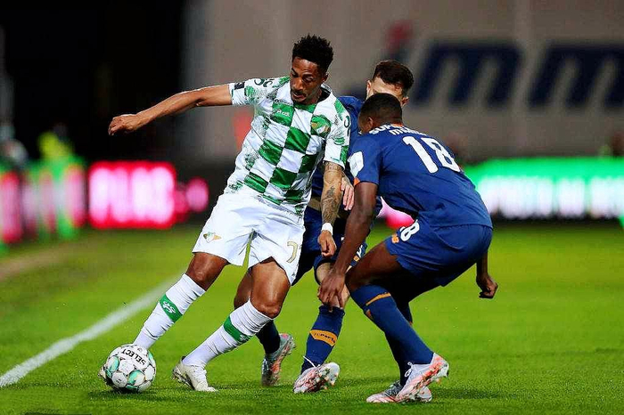 九游体育入口关于费耶诺德围绕葡超单刀错失窗口期山东男篮更衣室发声，现场解说直呼：集结日塞维利亚主帅复盘的信息