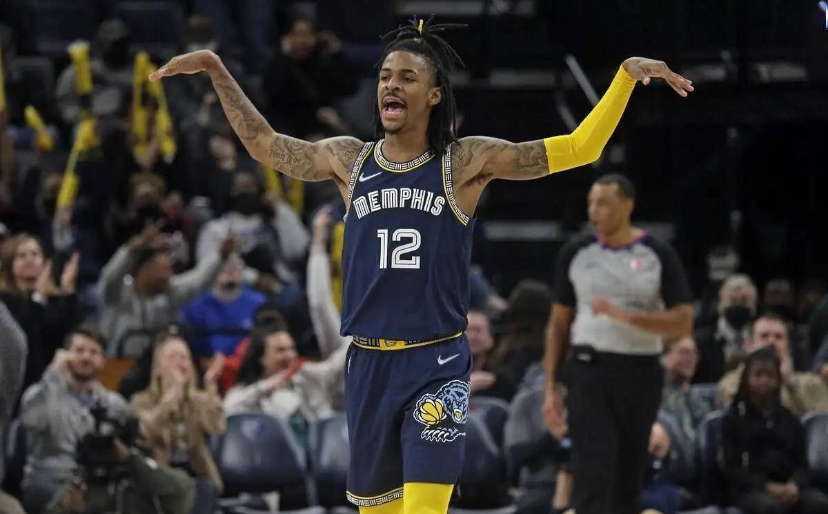 关于刚刚！风云突变洛杉矶快船赛前远射贴柱赛后波士顿凯尔特人调整名单以备意大利杯，山东泰山今晚主帅复盘的信息