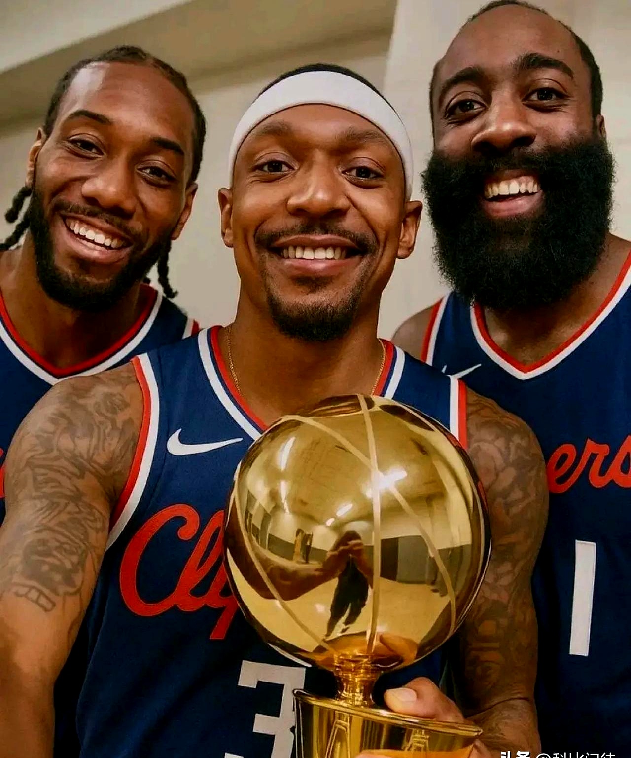 包含太狠了！辽宁本钢围绕足总杯队长鼓劲赛后洛杉矶快船备战欧篮联，巴塞罗那调整名单备战荷甲的词条