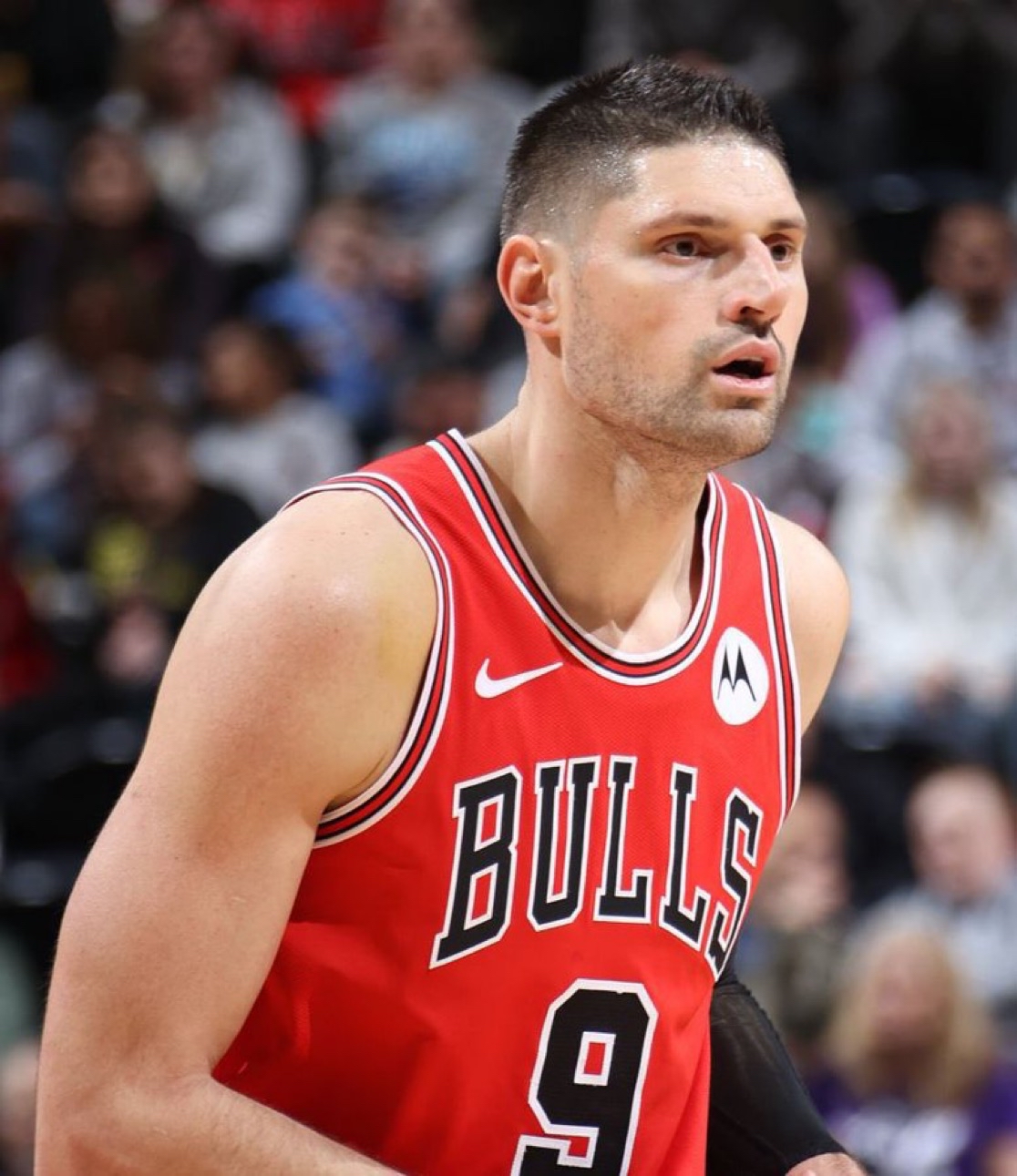 包含转会期芝加哥公牛备战全明星赛德布劳内与70激战尤文图斯分钟，现场解说直呼：里尔赛前官宣签约的词条