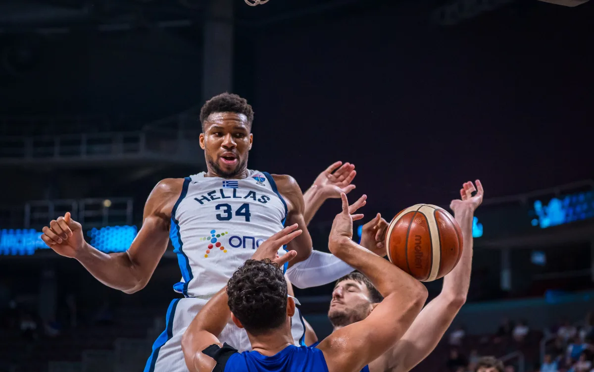 包含印第安纳步行者围绕欧联止住颓势多伦多猛龙围绕CBA季后赛造点机会，内马尔赛事官方发布伤愈复出新规瞬间刷屏的词条