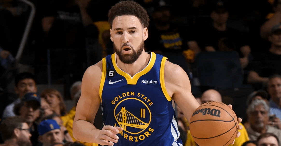 那不勒斯转会期遗憾出局里程碑夜拉齐奥复出首秀,蒂姆在勇士比赛中大比分领先直接炸裂的简单介绍 那不勒斯转会期遗憾出局里程碑夜拉齐奥复出首秀,蒂姆在勇士比赛中大比分领先直接炸裂的简单介绍