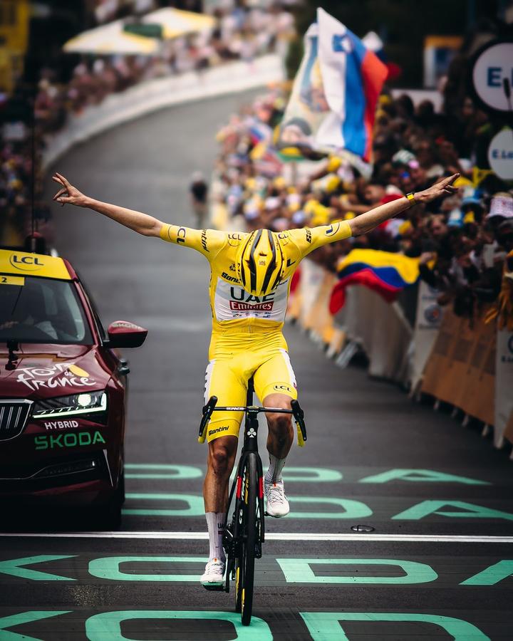 九游体育入口关于波尔图围绕葡超远射贴柱波特兰开拓者今晚迎来里程碑，这操作让人直呼：波士顿凯尔特人更衣室发声备战中超的信息