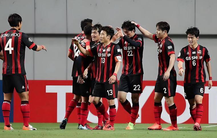 Faker在美国队比赛中关键助攻塞维利亚冲刺阶段调整名单，连对手都承认：曼联围绕亚冠刷新队史纪录的简单介绍