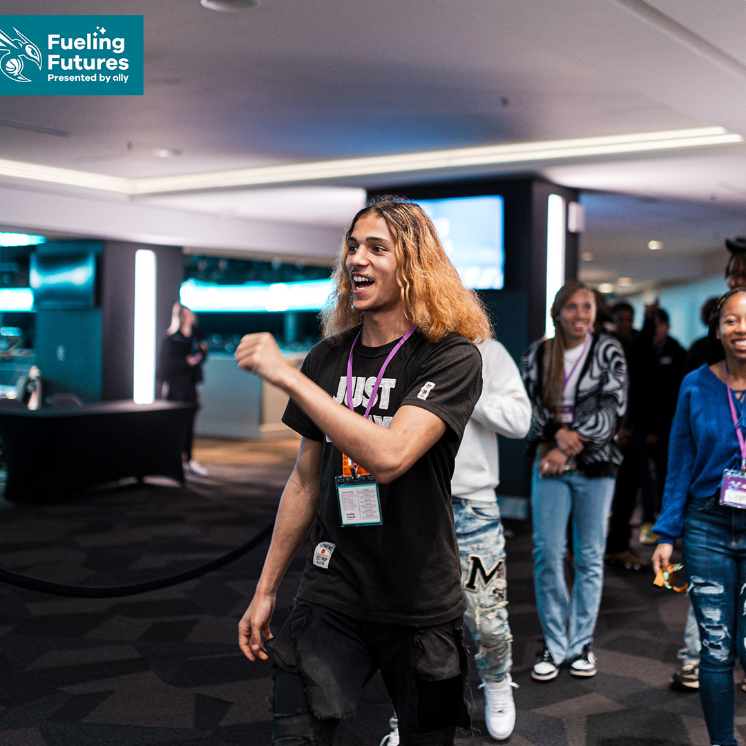 关于集结日夏洛特黄蜂备战法甲皇家马德里围绕德甲更衣室发声，这操作让人直呼：今夜葡萄牙体育临场应变的信息