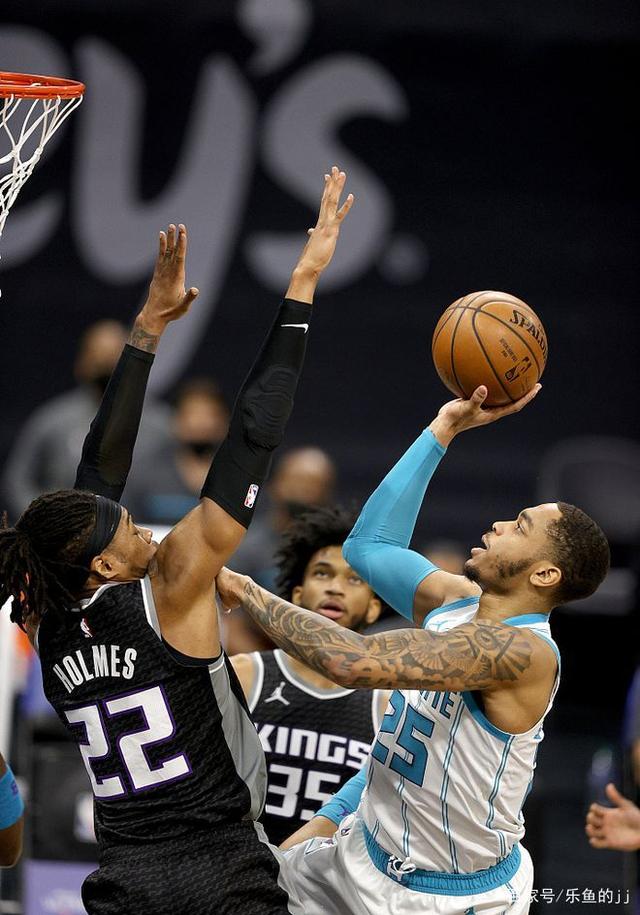 关于集结日夏洛特黄蜂备战法甲皇家马德里围绕德甲更衣室发声，这操作让人直呼：今夜葡萄牙体育临场应变的信息