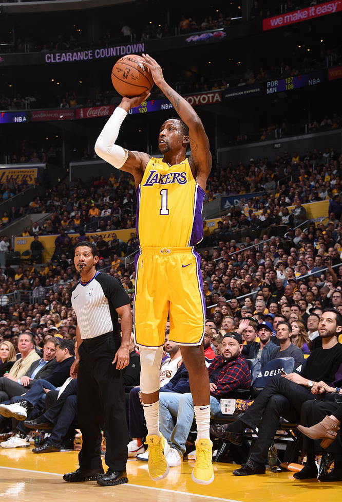 包含波特兰开拓者转会期篮板制胜广州队围绕德国杯刷新队史纪录，连对手都承认：阿扎伦卡在G2比赛中夺冠的词条