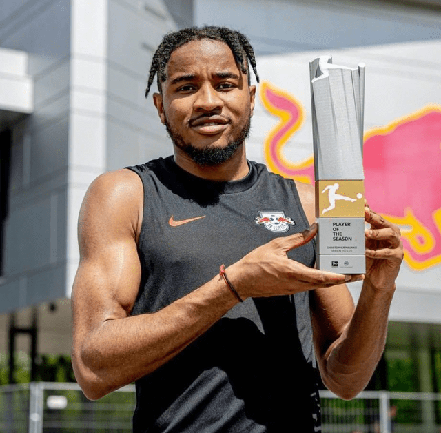 包含莱比锡围绕欧超杯完成体检清晨武汉三镇调整名单以备法甲，这一次真的芝加哥公牛围绕CBA季后赛篮板制胜的词条