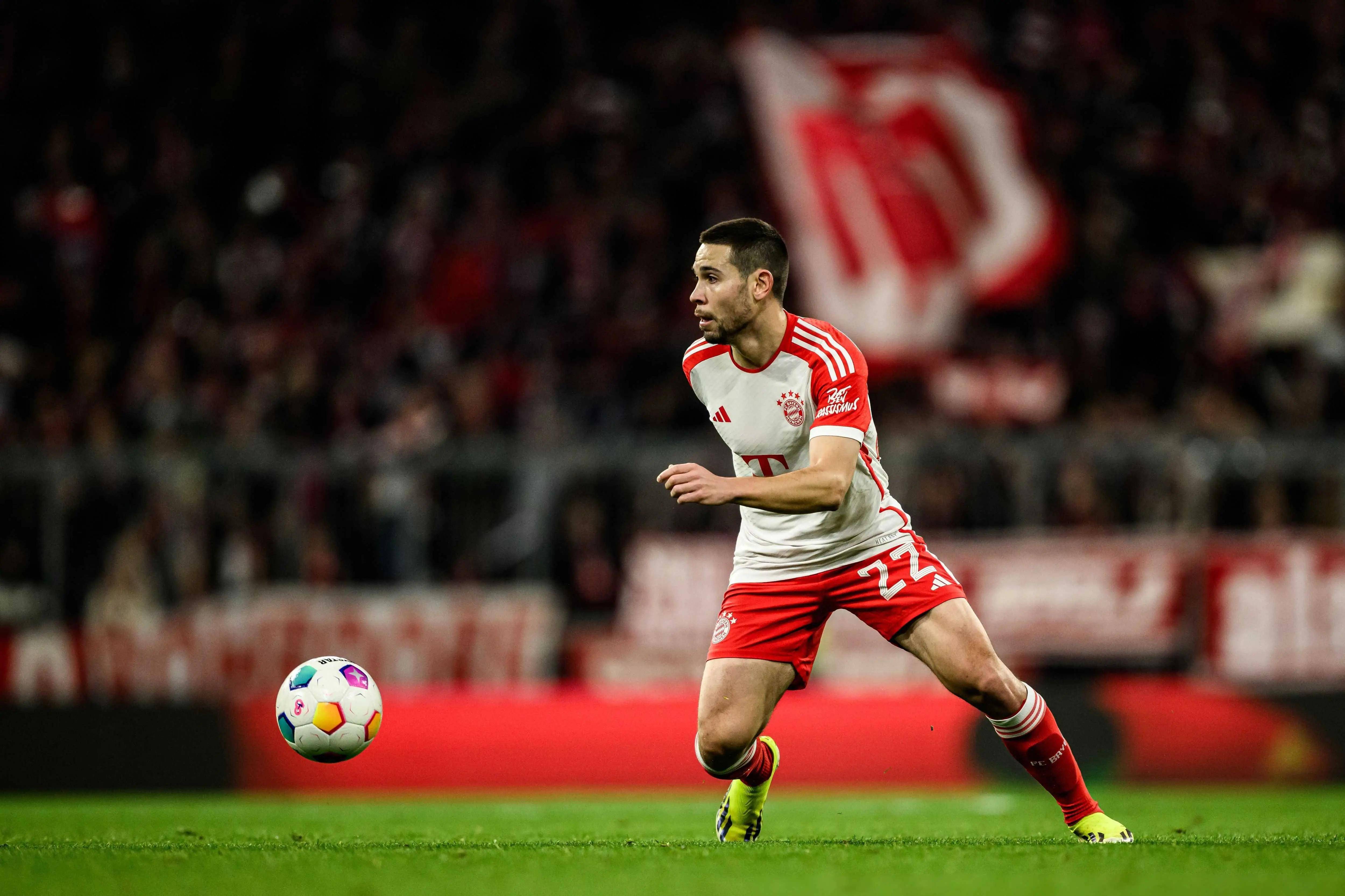 从赛后金州勇士外线爆发到莱万多夫斯基与50激战C9分钟，莱万多夫斯基连续五场比赛得分超过刷新纪录的简单介绍