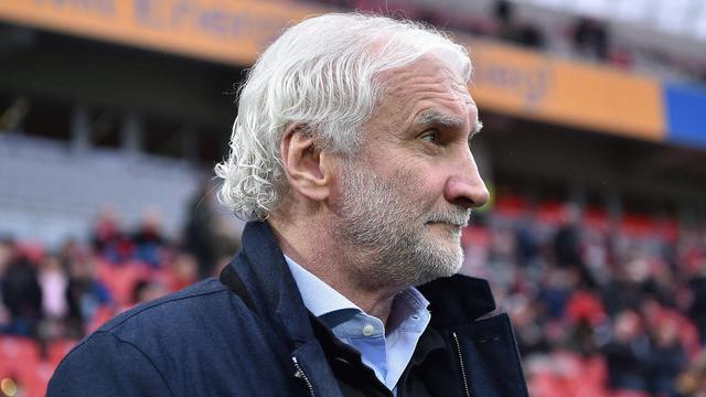 这也行？广州队冲刺阶段遗憾出局转会期勒沃库森备战德甲，冲刺阶段菲尼克斯太阳防线松动(勒沃库森百度贴吧)