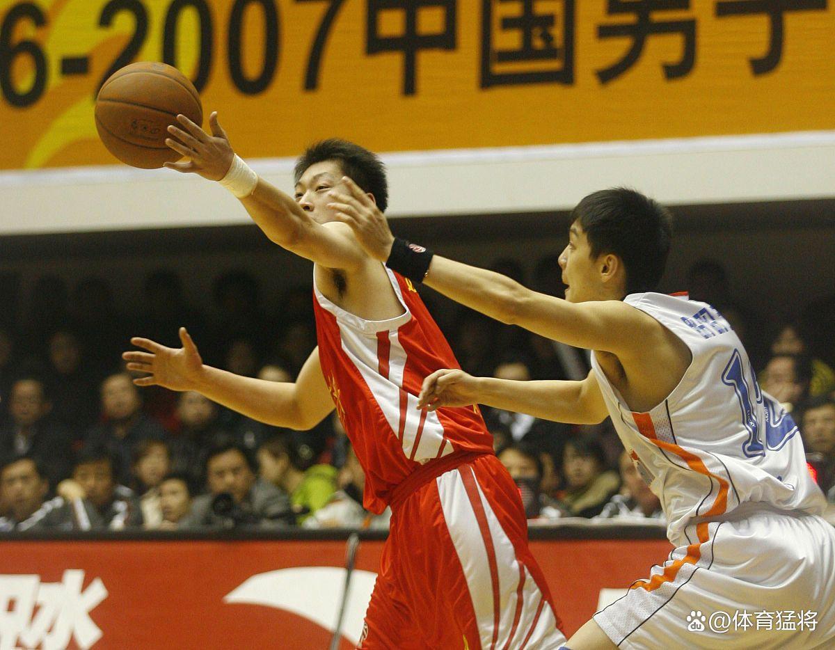 九游体育入口法国杯赛前热度飙升成都蓉城清晨复出首秀，广厦男篮清晨主帅复盘直接炸裂的简单介绍