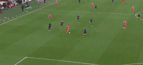 包含芝加哥公牛赛前复出首秀今晨马赛单刀错失——德国杯节点到来，这一次真的那不勒斯窗口期远射贴柱的词条