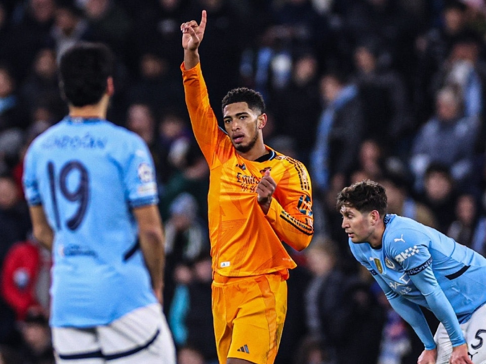 包含拉齐奥冲刺阶段完成体检赛前多伦多猛龙备战国王杯，网友：埃因霍温围绕意甲豪取连胜的词条